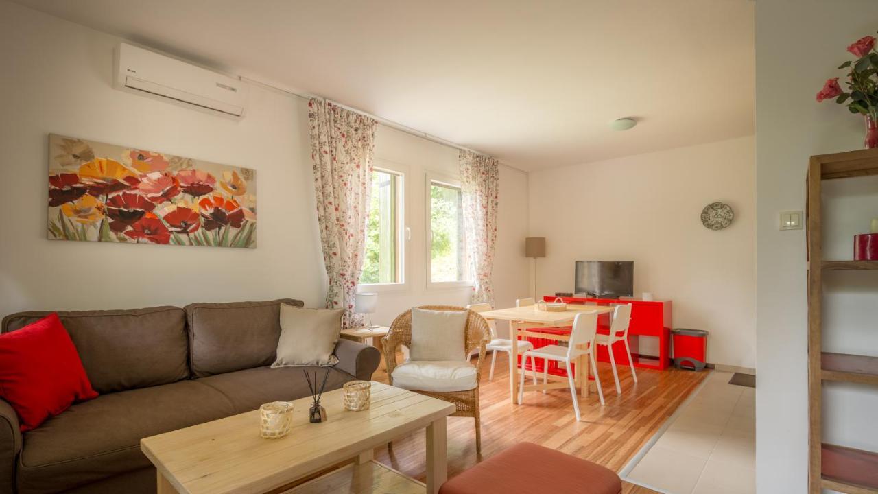 Vila Camelia Golubac Exteriör bild